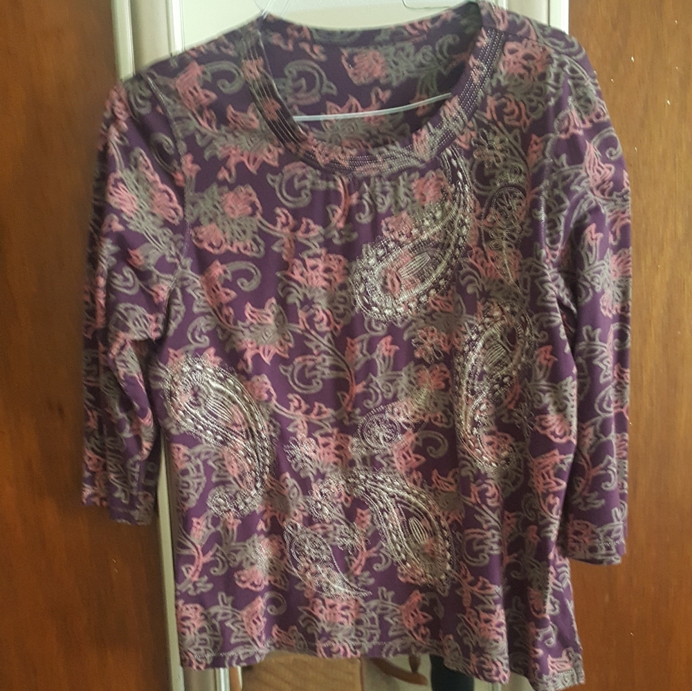 Women's shirt